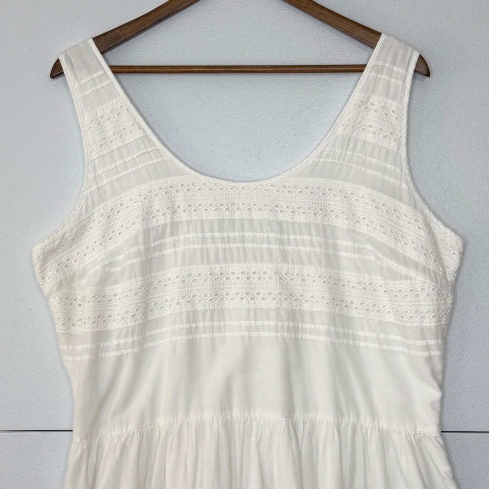 Old Navy Fit Flare Dress XL Tall White 100% Cotton Eyelet Smocked Back Lined - Picture 7 of 16